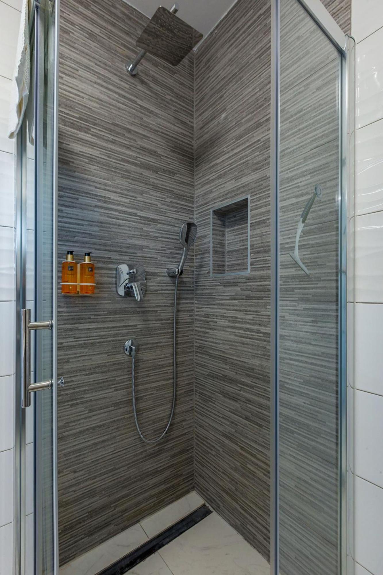 Km Exclusive Apartments Zara Esterno foto